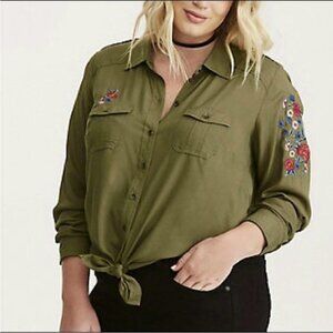 TORRID Army Green Button Up Long Sleeve Shirt Embroidered Flowers Women’s Sz 2X